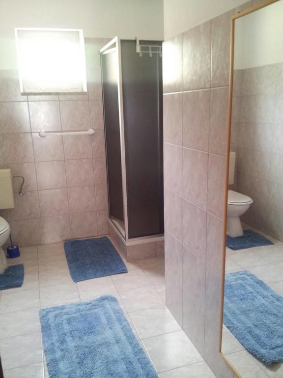 Apartments Jaca Banjol Pokoj fotografie